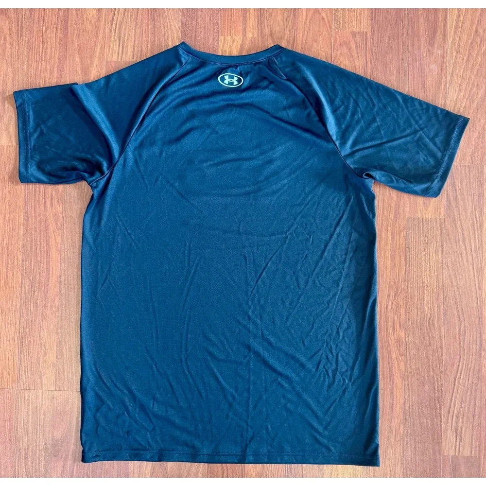 Under Armour Boys Youth XL Black Big Logo Tech Tee HeatGear Shirt Loose Fit